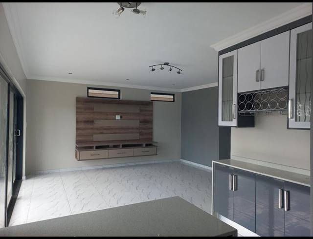 3 BEDROOM HOUSE FOR SALE IN AMANDASIG